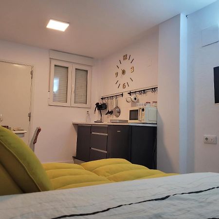 Apartamento Claver เวเฮร์ เด ลา ฟรอนเตรา ภายนอก รูปภาพ