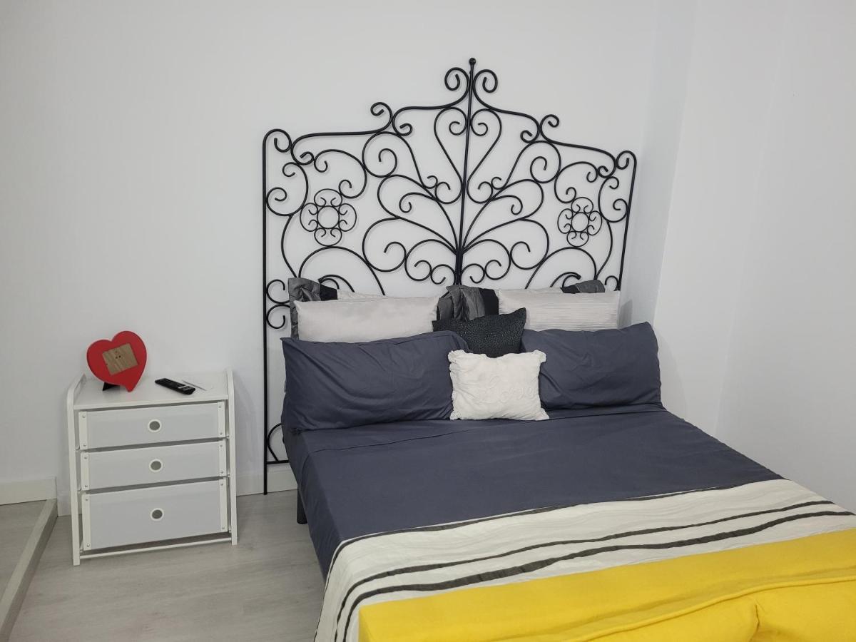 Apartamento Claver เวเฮร์ เด ลา ฟรอนเตรา ภายนอก รูปภาพ