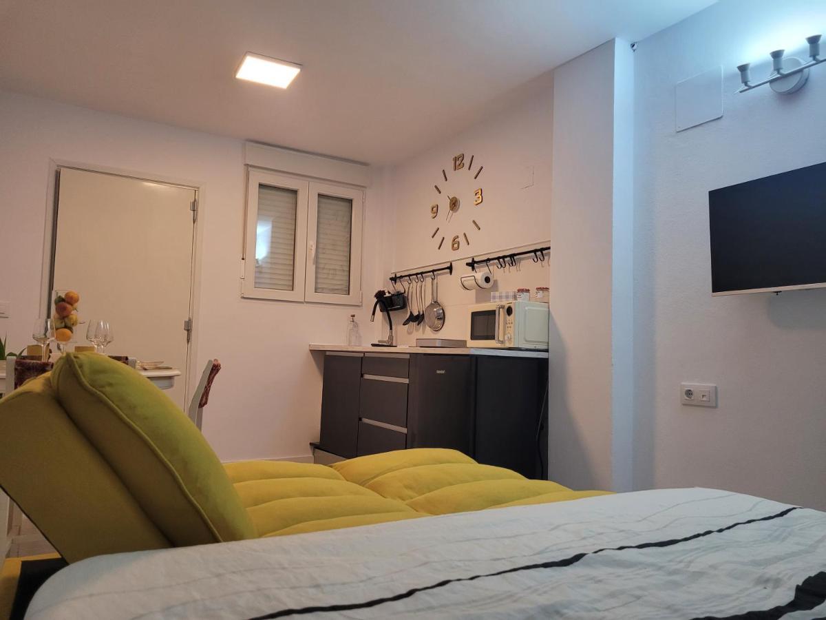 Apartamento Claver เวเฮร์ เด ลา ฟรอนเตรา ภายนอก รูปภาพ