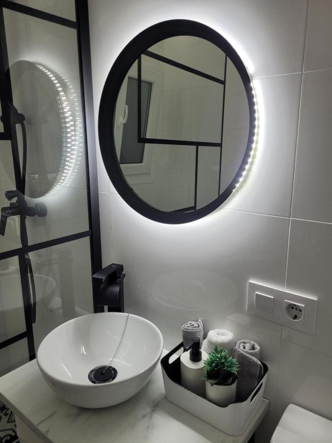 Apartamento Claver เวเฮร์ เด ลา ฟรอนเตรา ภายนอก รูปภาพ